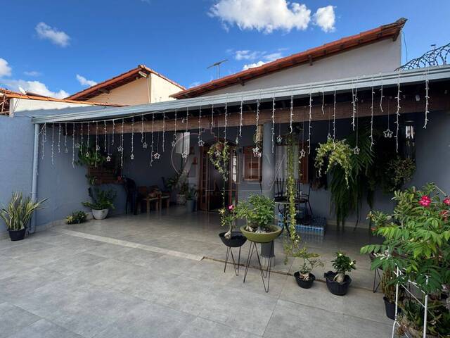 #5821 - Casa Usada para Venda em Montes Claros - MG - 3