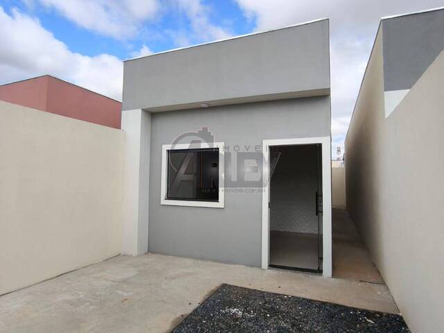 #5824 - Casa Usada para Venda em Montes Claros - MG - 2