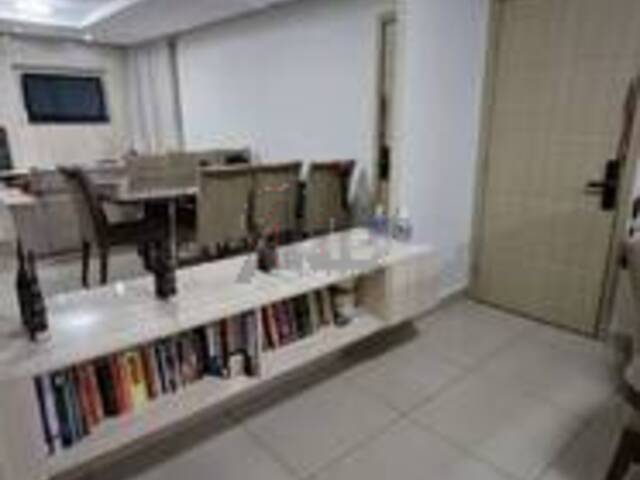 APARTAMENTO USADO para Venda em Montes Claros - 4
