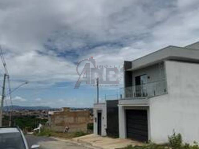 #5883 - LOTES PARTICULAR para Venda em Montes Claros - MG - 2