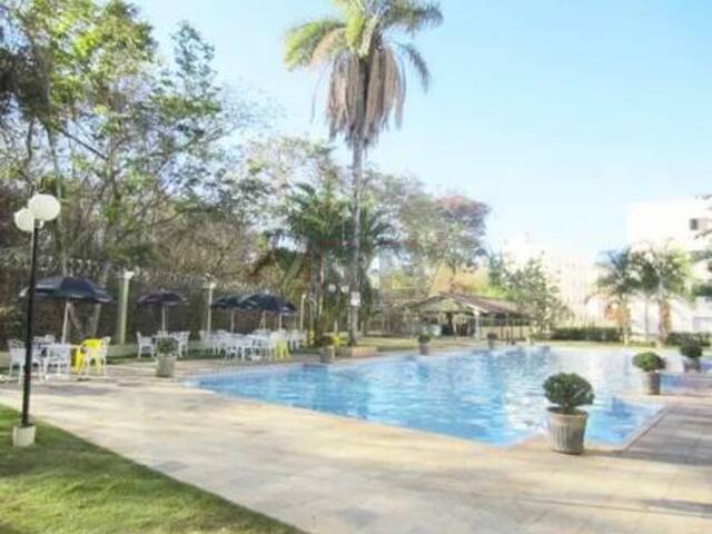 #5886 - APARTAMENTO USADO para Venda em Montes Claros - MG - 1