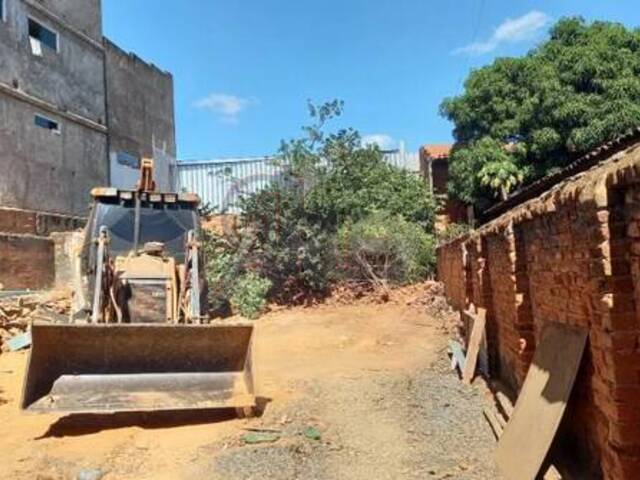 LOTES PARTICULAR para Venda em Montes Claros - 4