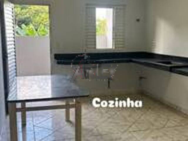 #5923 - Casa Usada para Venda em Montes Claros - MG - 2
