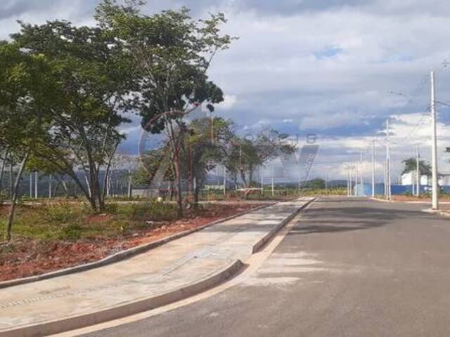#5930 - LOTES PARTICULAR para Venda em Montes Claros - MG