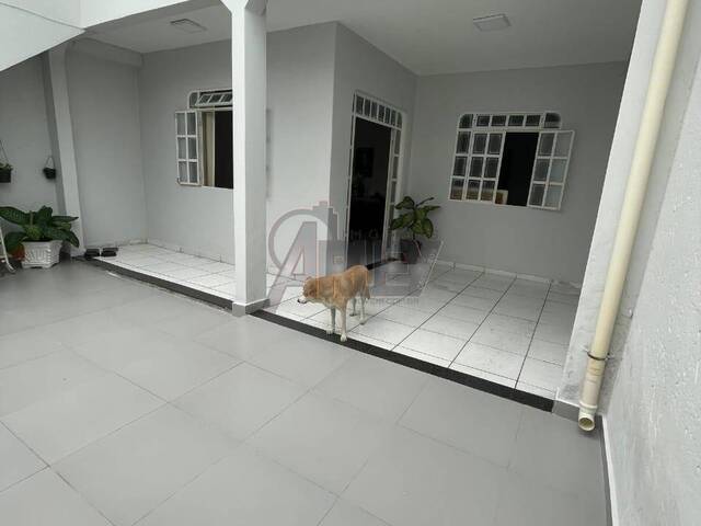 #5946 - CASA USADA / SBPE para Venda em Montes Claros - MG - 1