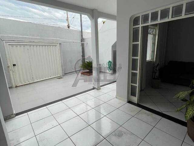 #5946 - CASA USADA / SBPE para Venda em Montes Claros - MG - 2