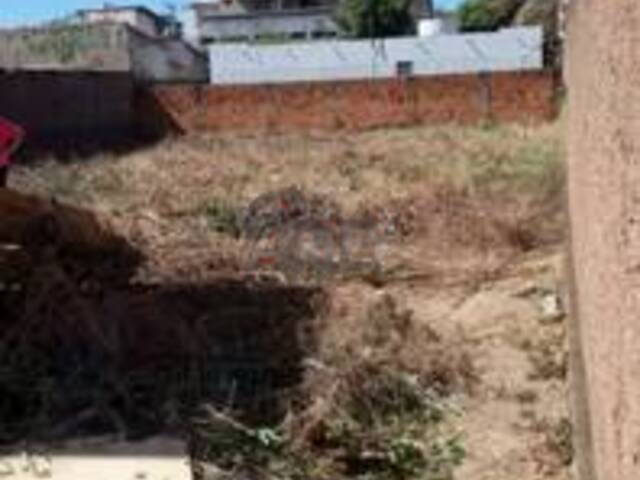 #5995 - LOTES PARTICULAR para Venda em Montes Claros - MG - 2