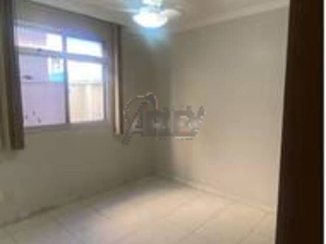 #5996 - APARTAMENTO USADO para Venda em Montes Claros - MG - 2
