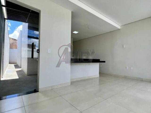 #6000 - CASA USADA / SBPE para Venda em Montes Claros - MG - 3