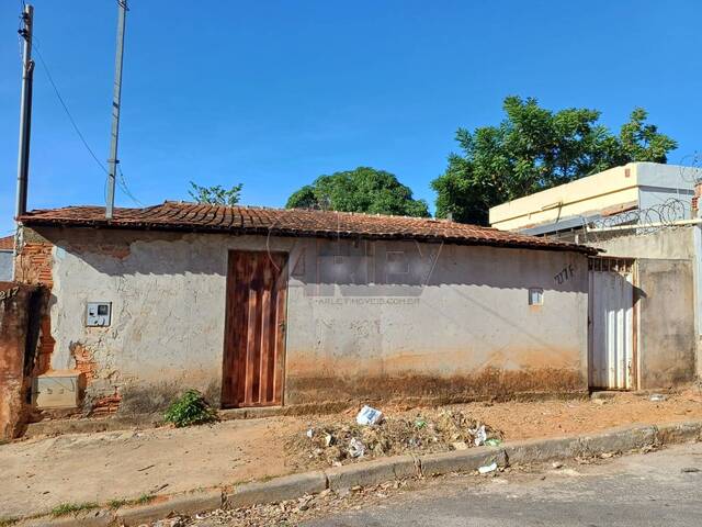 Venda em Vila Greice - Montes Claros