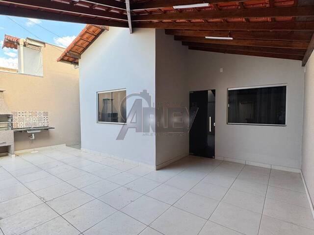 #6021 - CASA USADA / SBPE para Venda em Montes Claros - MG - 2