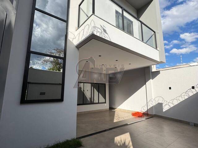 CASAS ALTO PADRÃO para Venda em Montes Claros - 4