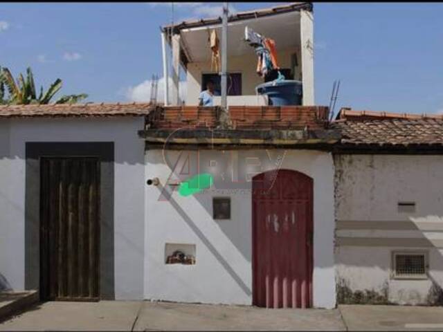 #6027 - CASA USADA / SBPE para Venda em Montes Claros - MG - 1