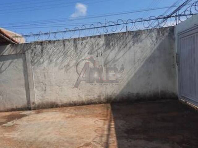 #6054 - CASA USADA / SBPE para Venda em Montes Claros - MG - 3