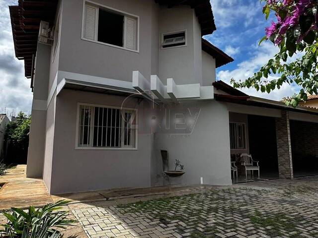 #6056 - CASA USADA / SBPE para Venda em Montes Claros - MG - 2