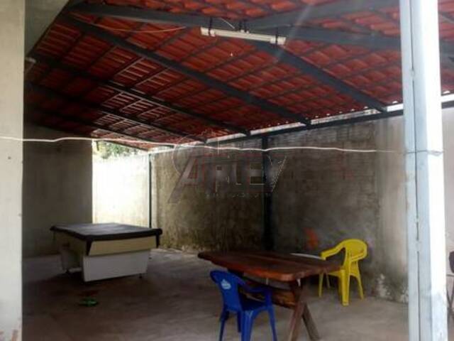 CASAS USADA / SBPE para Venda em Montes Claros - 4