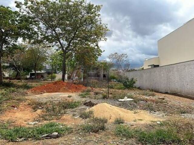 #6082 - LOTES EM CONDOMINIO para Venda em Montes Claros - MG - 2