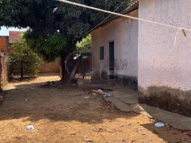 Venda em Vila Anália - Montes Claros