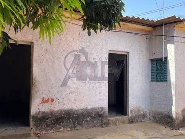 #6088 - CASA USADA / SBPE para Venda em Montes Claros - MG - 3