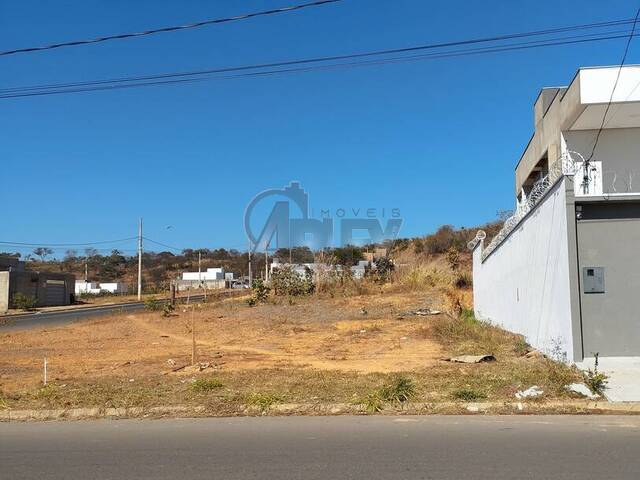 #6115 - LOTES PARTICULAR para Venda em Montes Claros - MG - 1