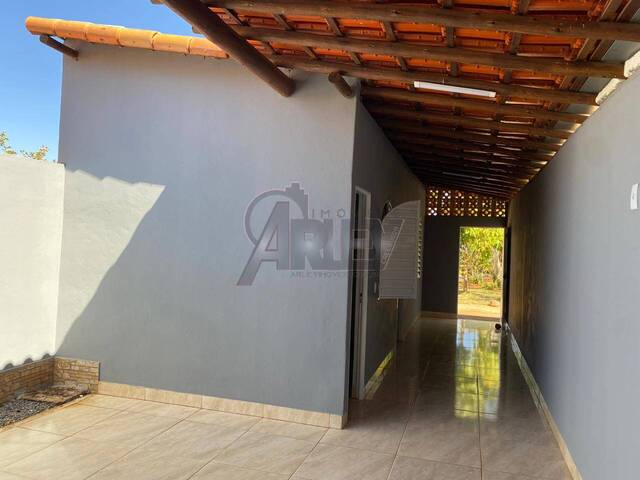 #6117 - CASA USADA / SBPE para Venda em Montes Claros - MG - 2