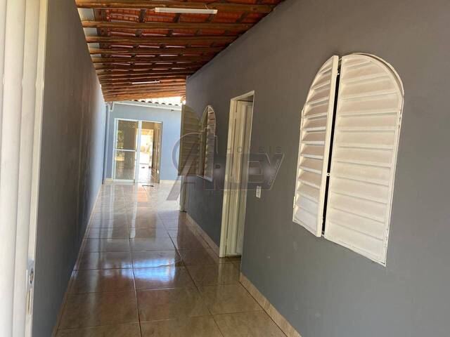 #6117 - CASA USADA / SBPE para Venda em Montes Claros - MG - 3