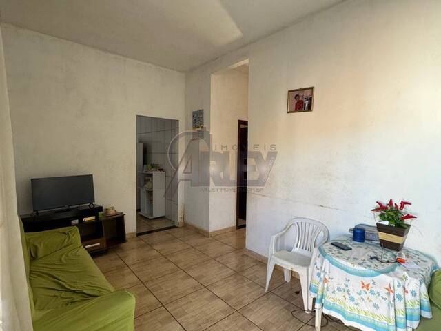 #6121 - CASA USADA / SBPE para Venda em Montes Claros - MG - 3