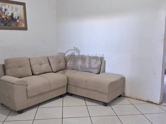 #6127 - CASA USADA / SBPE para Venda em Montes Claros - MG - 1