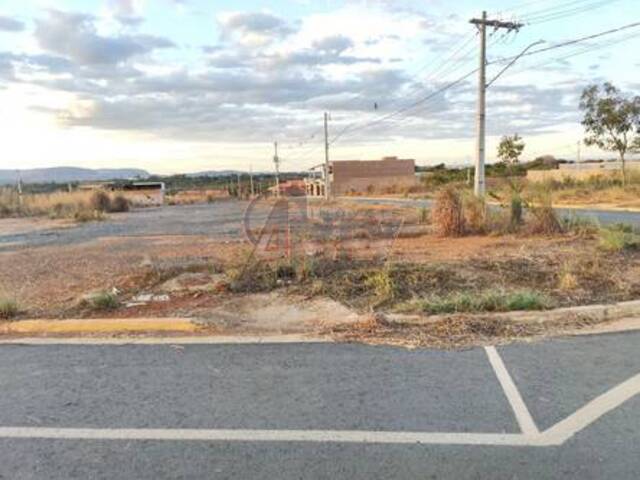 #6134 - LOTES PARTICULAR para Venda em Montes Claros - MG - 2
