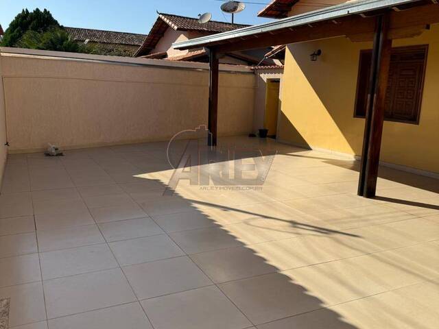 #6139 - CASA USADA / SBPE para Venda em Montes Claros - MG - 1