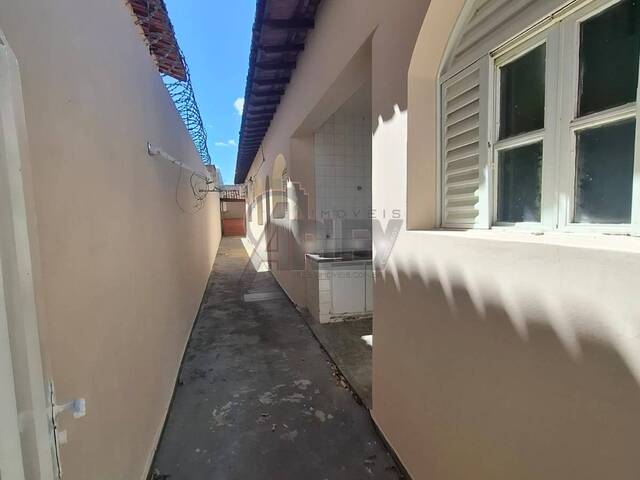 #6150 - CASA USADA / SBPE para Venda em Montes Claros - MG - 2