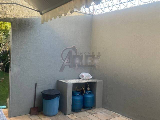 #6153 - CASA USADA / SBPE para Venda em Montes Claros - MG - 3