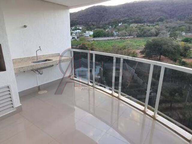 #6155 - APARTAMENTO USADO para Venda em Montes Claros - MG - 2