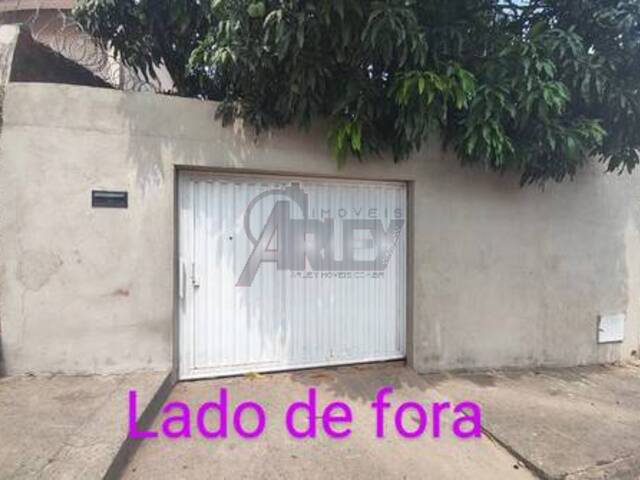 #6167 - CASA USADA / SBPE para Venda em Montes Claros - MG - 1