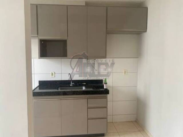 #6181 - APARTAMENTO USADO para Venda em Montes Claros - MG - 2