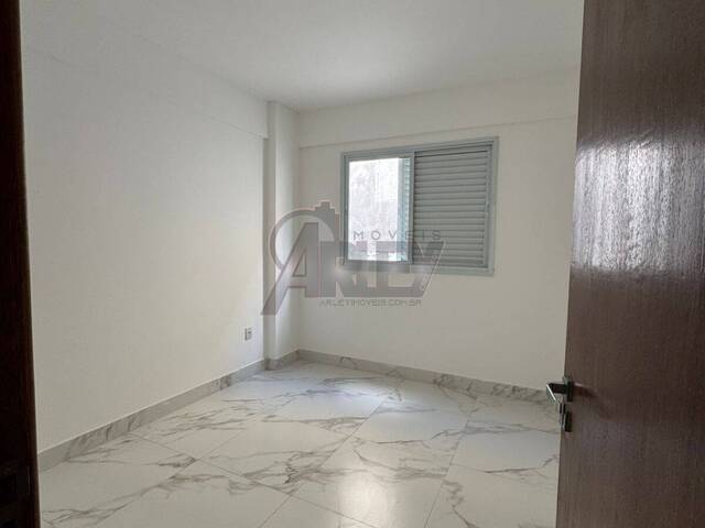 #6205 - APARTAMENTO USADO para Venda em Montes Claros - MG - 3