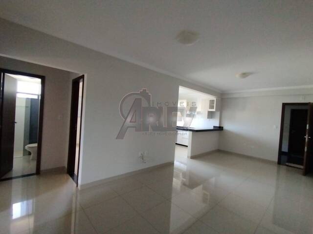 #6244 - APARTAMENTO USADO para Venda em Montes Claros - MG - 2