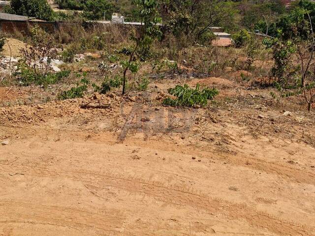 #6265 - LOTES PARTICULAR para Venda em Montes Claros - MG - 2