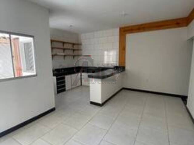 #6271 - CASA USADA / SBPE para Venda em Montes Claros - MG - 2