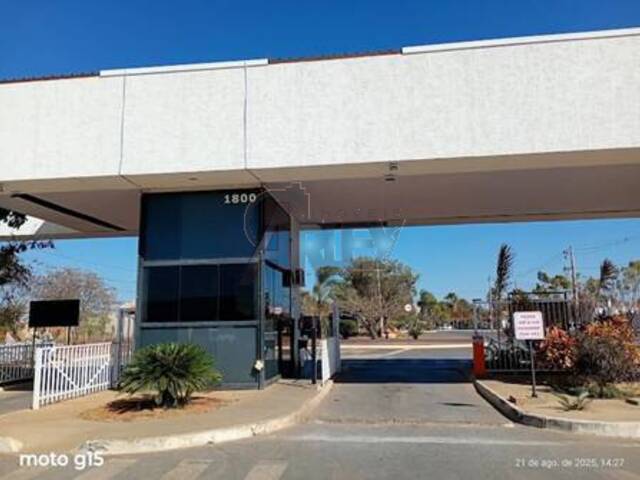 #6282 - CASA USADA / SBPE para Venda em Montes Claros - MG - 1