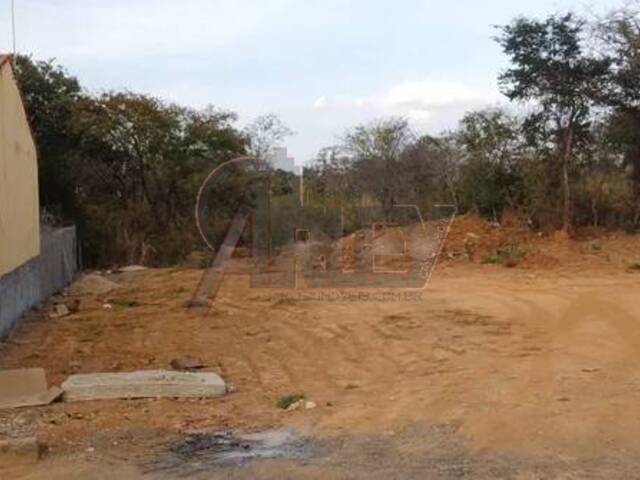 #6283 - LOTES PARTICULAR para Venda em Montes Claros - MG - 2