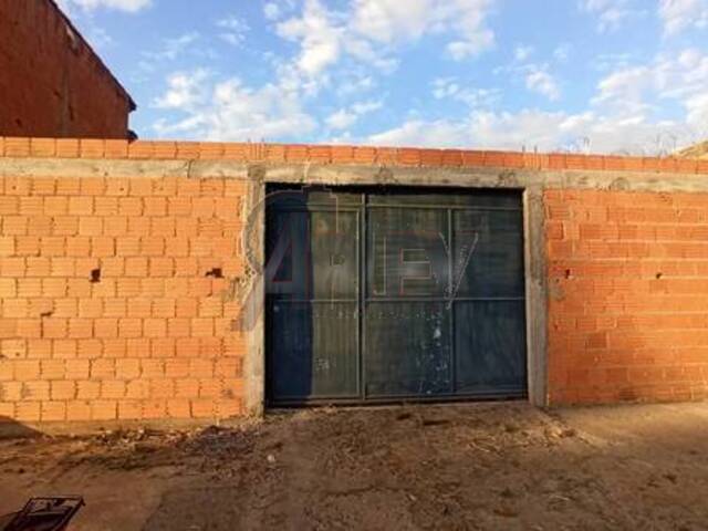 #6295 - LOTES PARTICULAR para Venda em Montes Claros - MG - 2