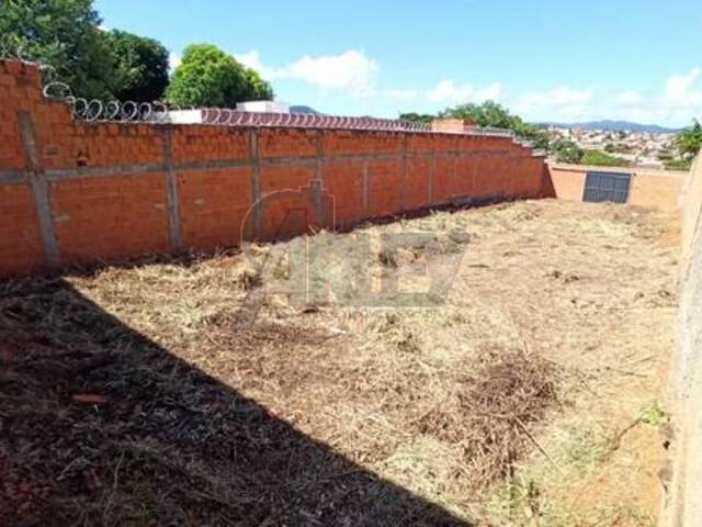 LOTES PARTICULAR para Venda em Montes Claros - 4