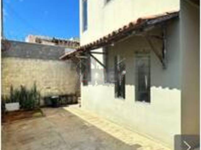 #6300 - CASA USADA / SBPE para Venda em Montes Claros - MG - 1