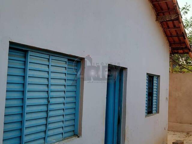 #6304 - CASA USADA / SBPE para Venda em Montes Claros - MG - 1