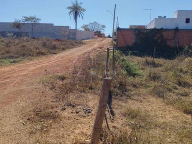 LOTES PARTICULAR para Venda em Montes Claros - 4
