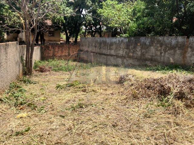 #6330 - LOTES PARTICULAR para Venda em Montes Claros - MG - 1