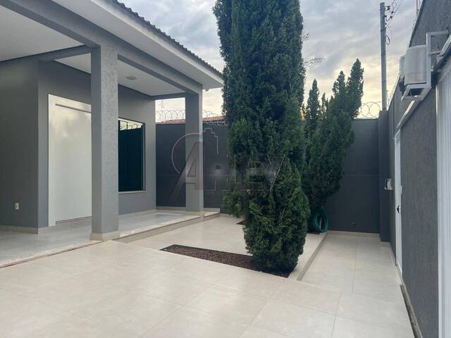#6334 - CASA USADA / SBPE para Venda em Montes Claros - MG - 2