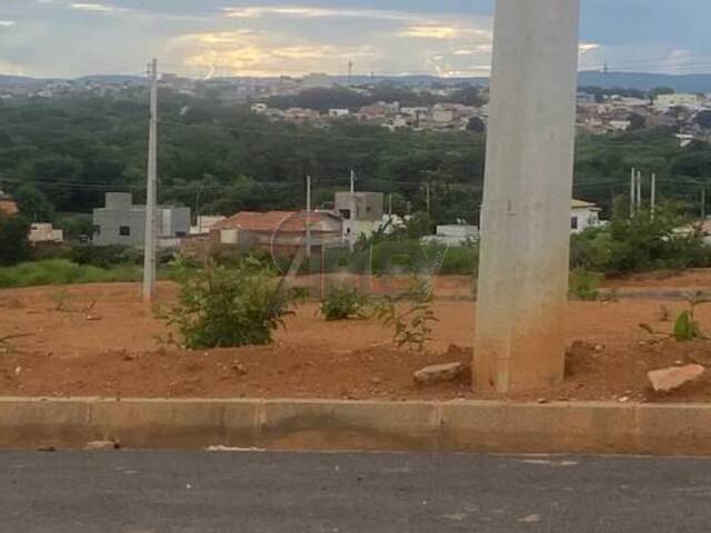 Venda em Belvedere - Montes Claros