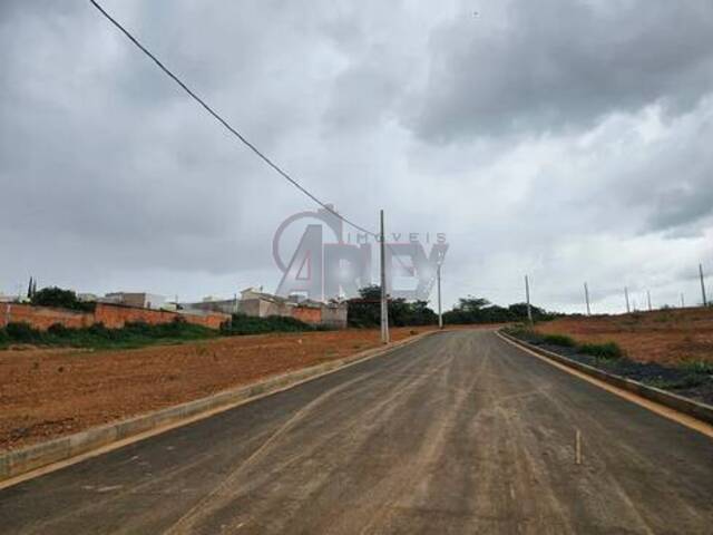 #6335 - LOTES PARTICULAR para Venda em Montes Claros - MG - 2